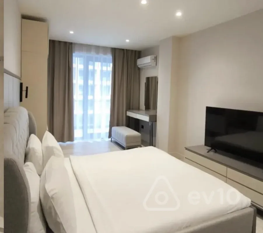 Kirayə verilir 2 otaqlı yeni tikili 75 m²