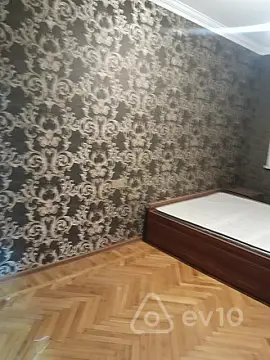 Kirayə verilir 3 otaqlı köhnə tikili 65 m²