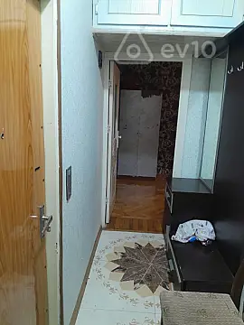 Kirayə verilir 3 otaqlı köhnə tikili 65 m²