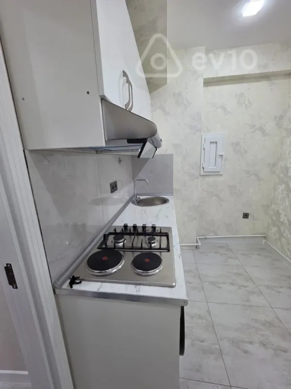 Kirayə verilir 2 otaqlı yeni tikili 55 m²