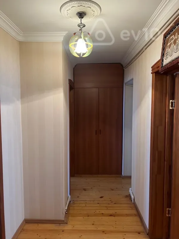 Kirayə verilir 3 otaqlı yeni tikili 65 m²
