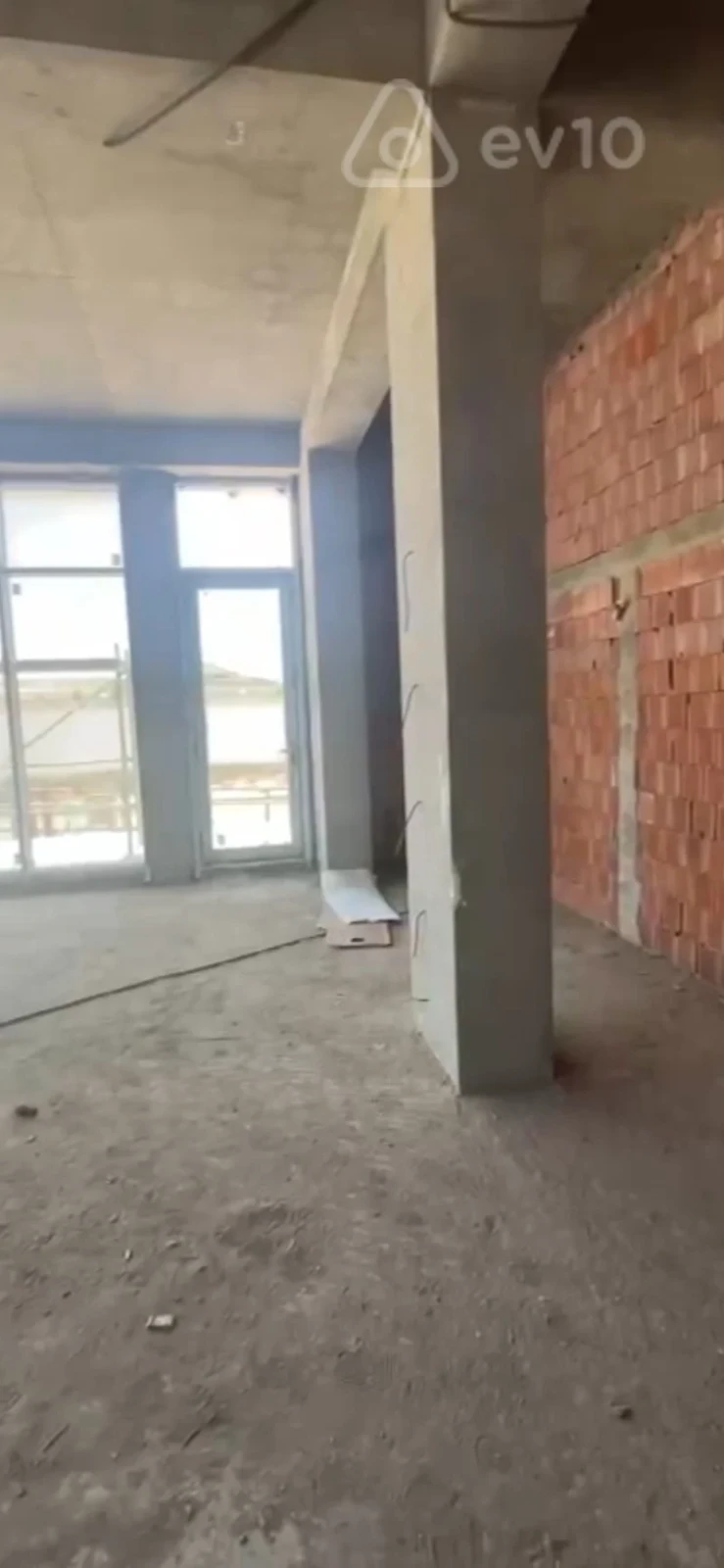 Satılır 3 otaqlı yeni tikili 117 m²