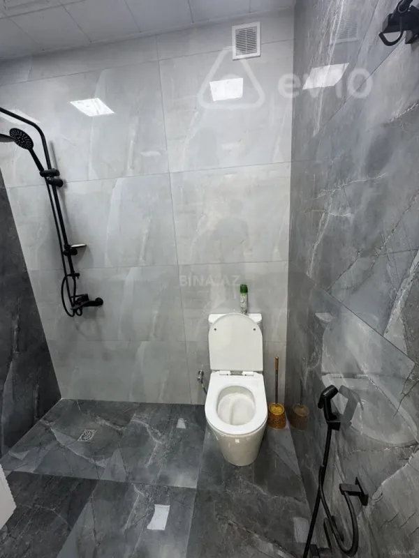 Kirayə verilir 2 otaqlı yeni tikili 70 m²