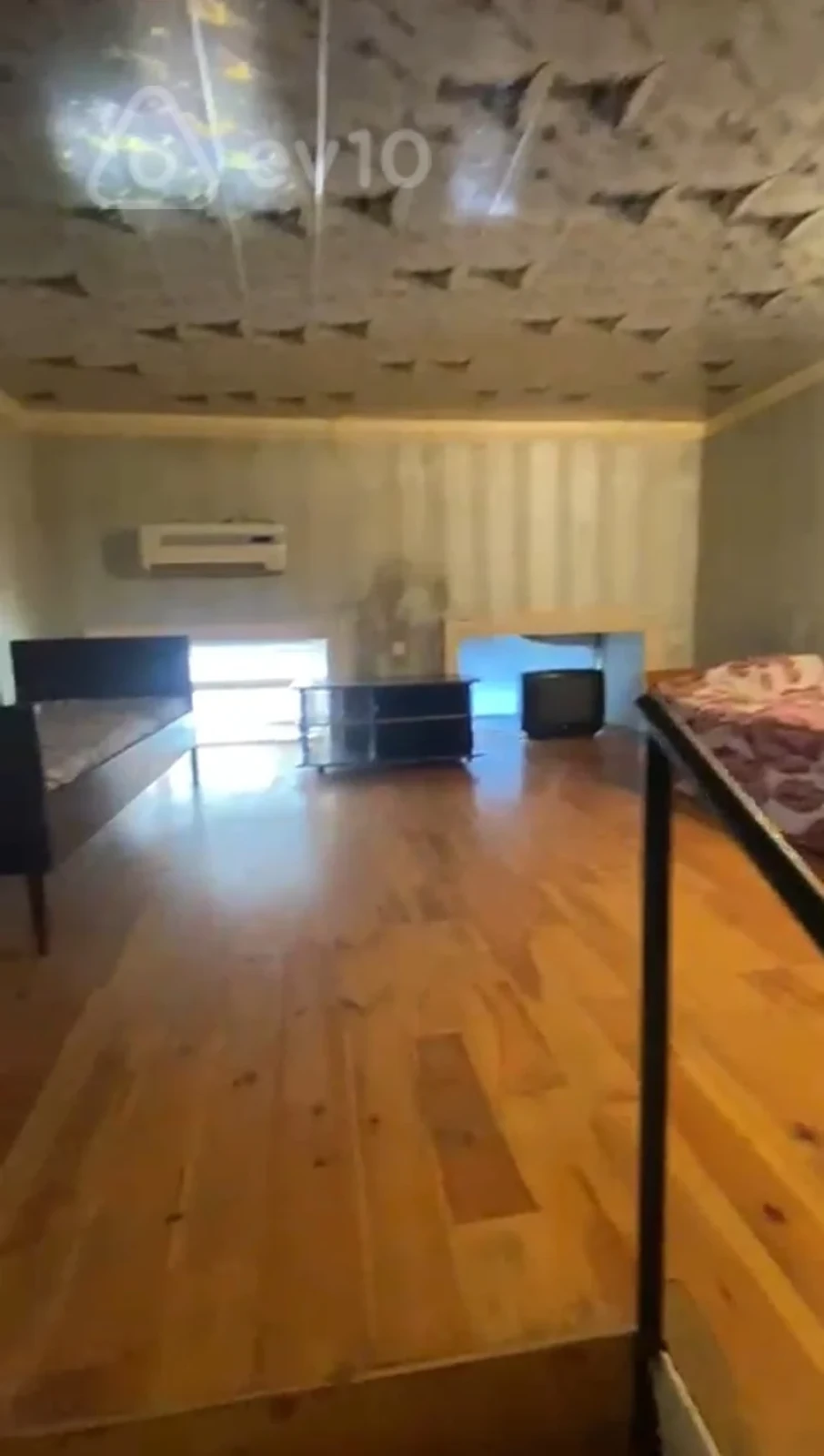 Kirayə verilir 2 otaqlı köhnə tikili 50 m²