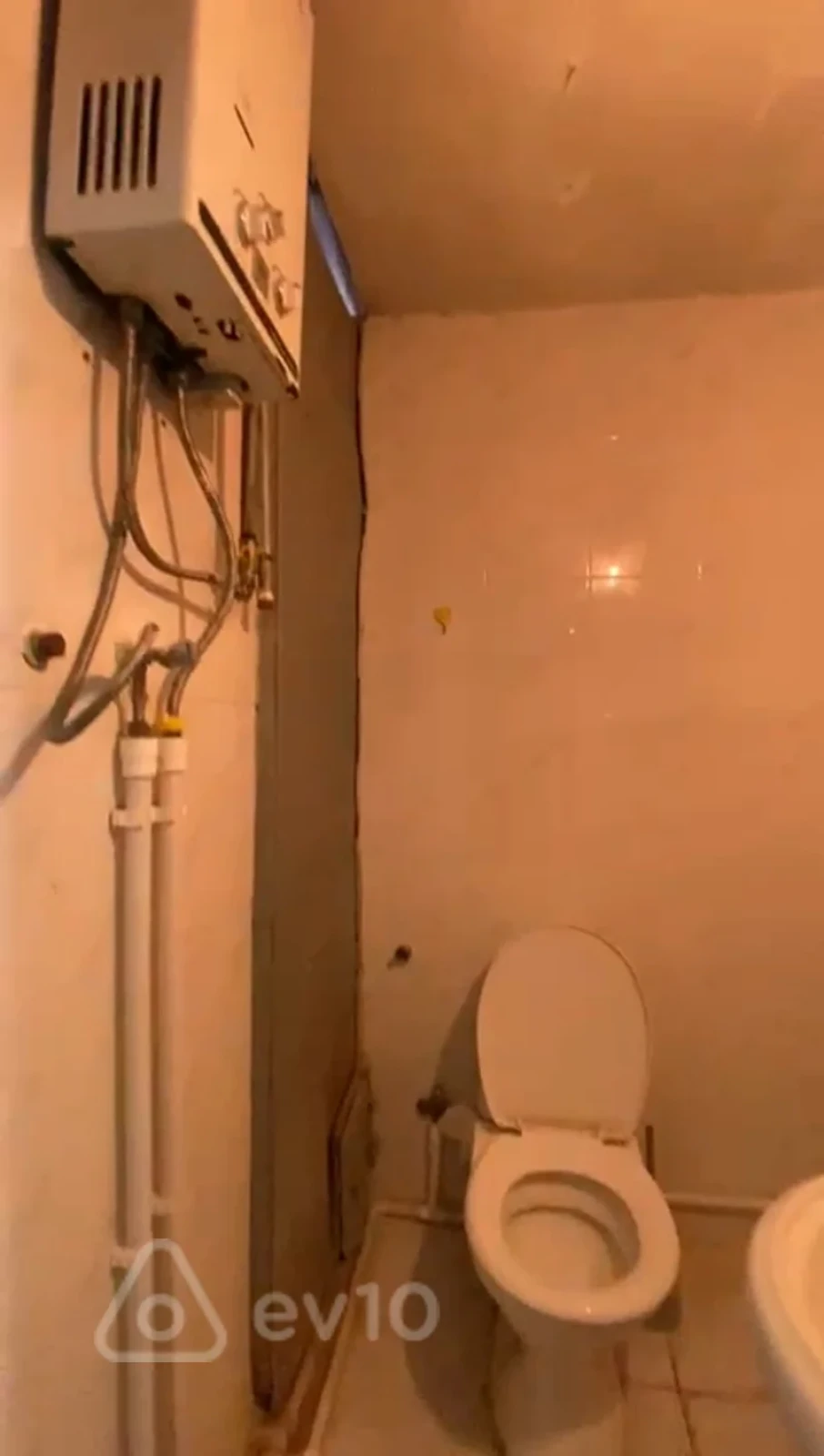 Kirayə verilir 2 otaqlı köhnə tikili 50 m²