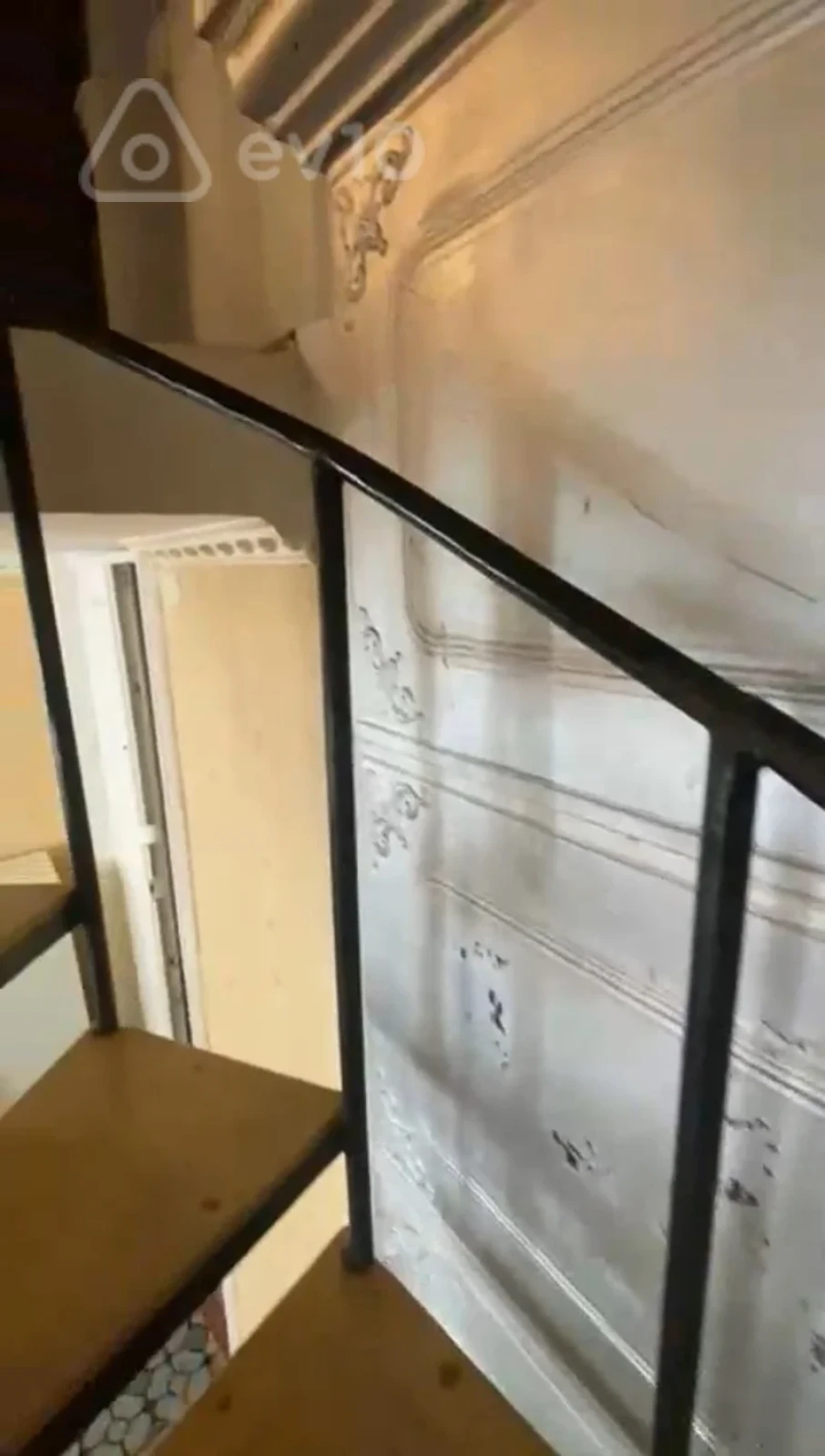 Kirayə verilir 2 otaqlı köhnə tikili 50 m²