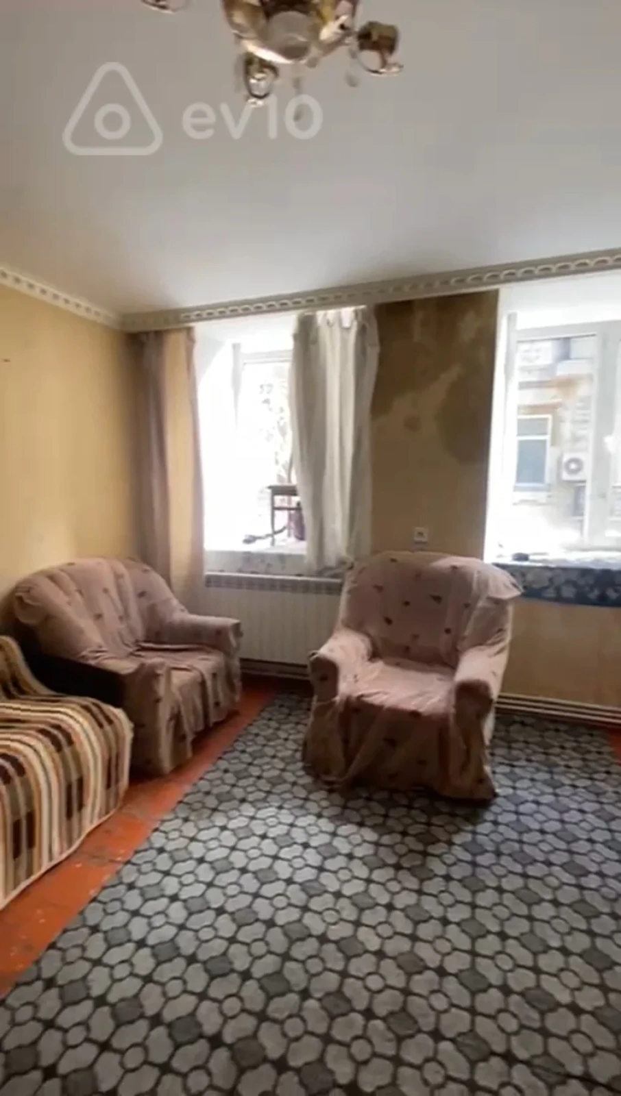 Kirayə verilir 2 otaqlı köhnə tikili 50 m²