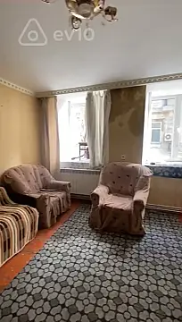 Kirayə verilir 2 otaqlı köhnə tikili 50 m²