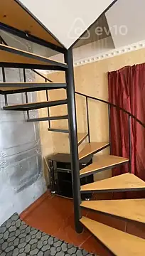 Kirayə verilir 2 otaqlı köhnə tikili 50 m²