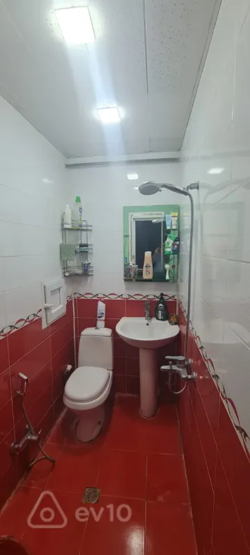 Satılır 2 otaqlı yeni tikili 61 m²