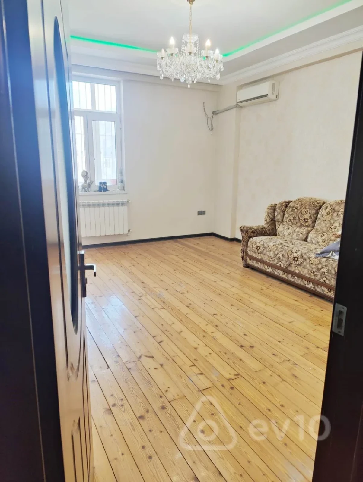Satılır 2 otaqlı yeni tikili 65 m²