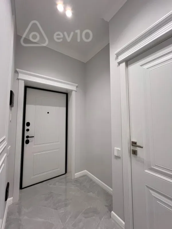 Satılır 2 otaqlı yeni tikili 57 m²