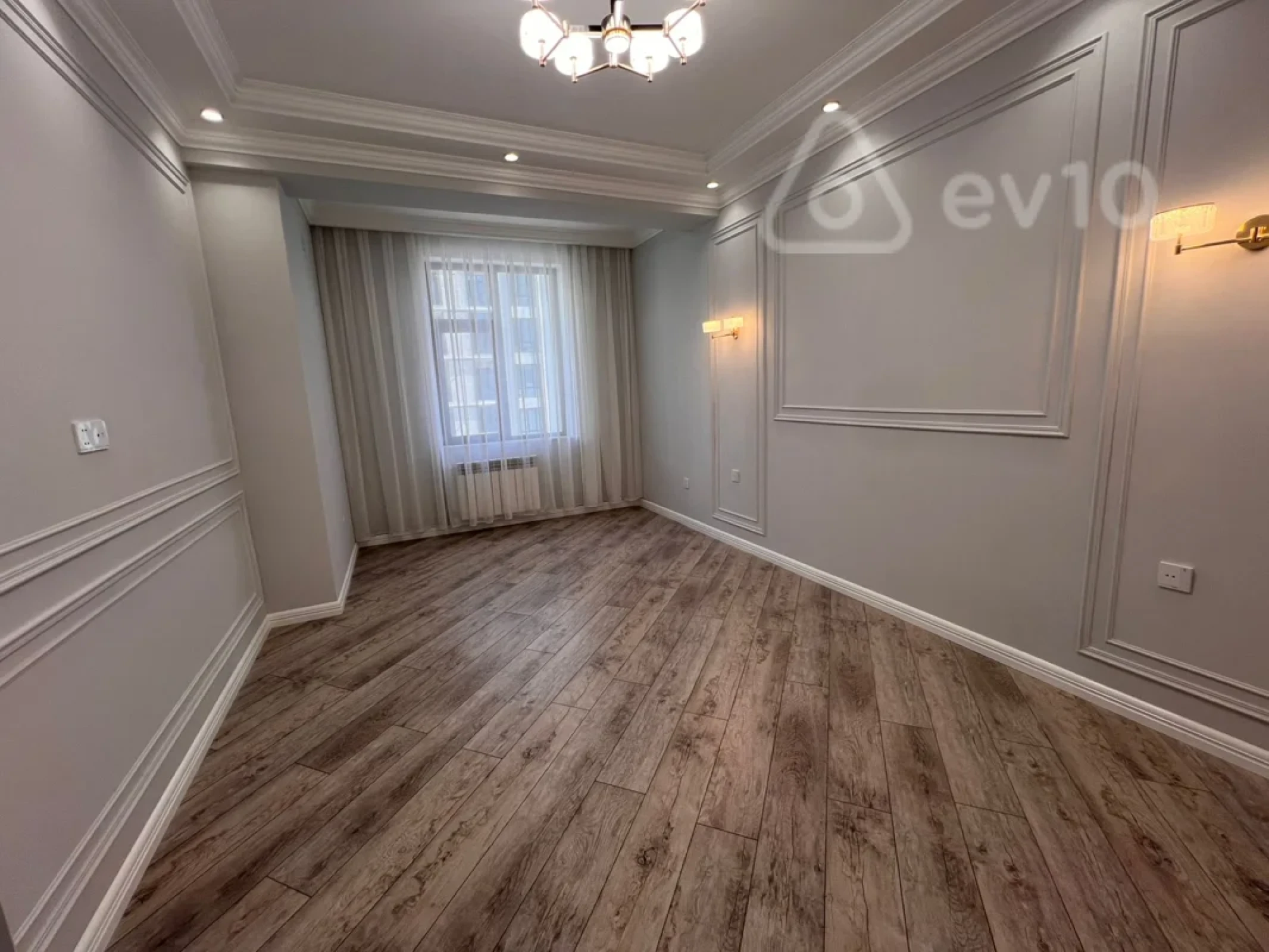 Satılır 2 otaqlı yeni tikili 57 m²