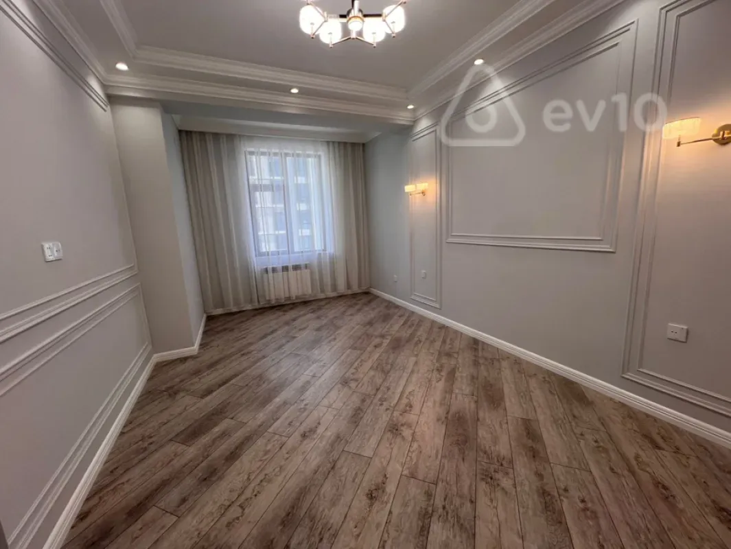 Satılır 2 otaqlı yeni tikili 57 m²