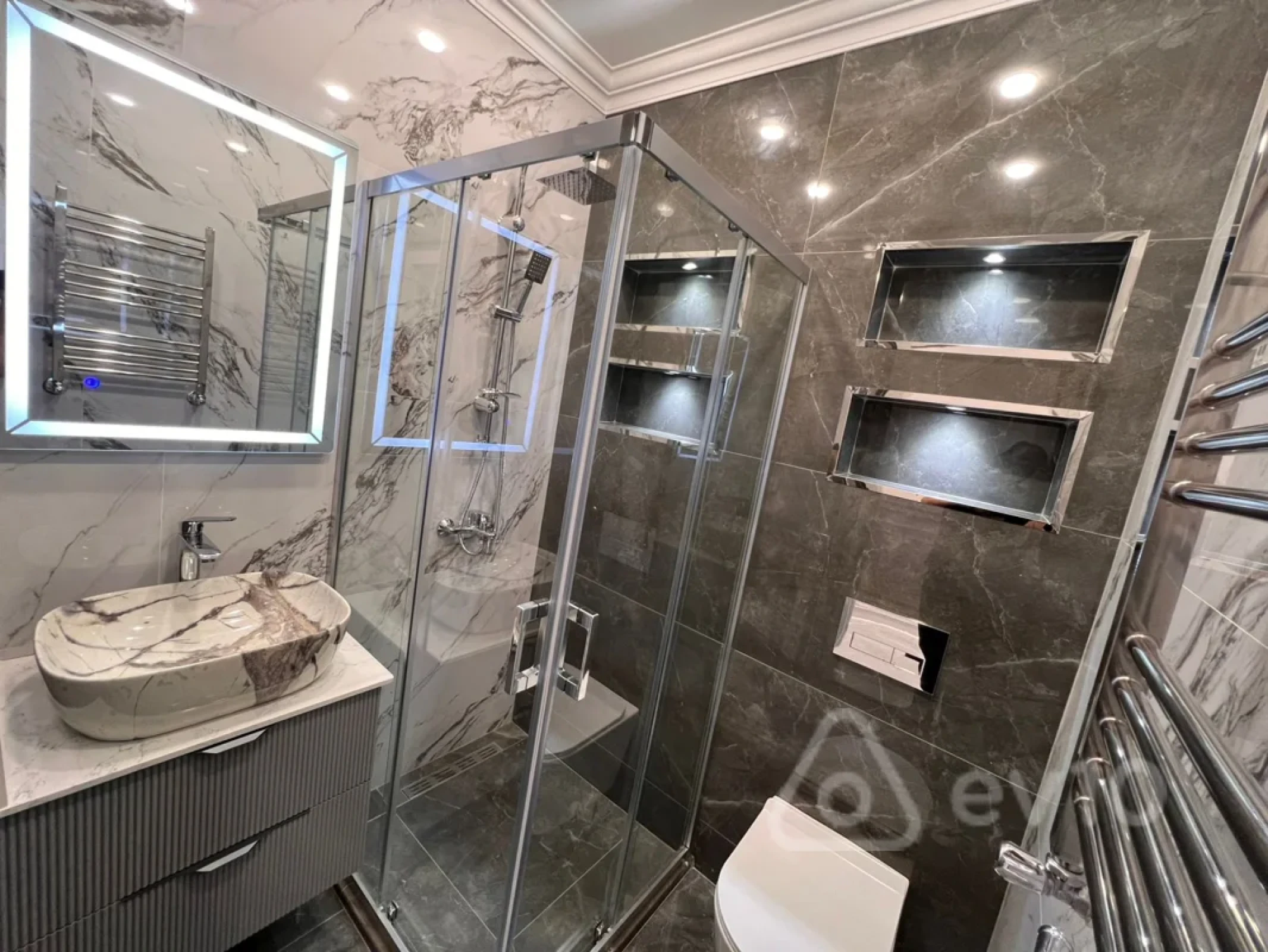 Satılır 2 otaqlı yeni tikili 57 m²