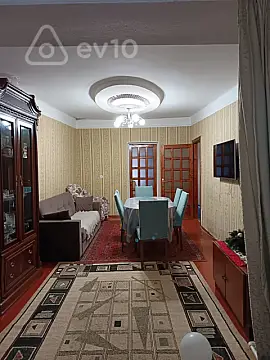 Satılır 3 otaqlı köhnə tikili 80 m²