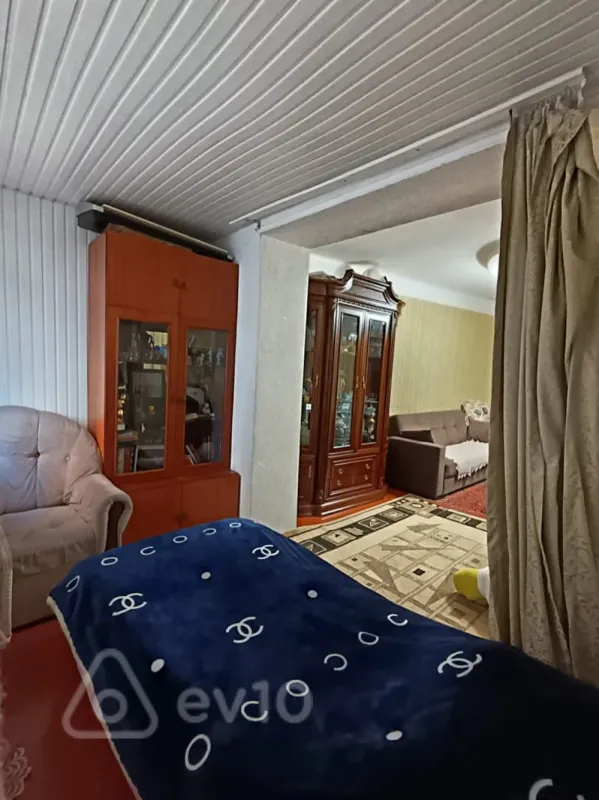 Satılır 3 otaqlı köhnə tikili 80 m²