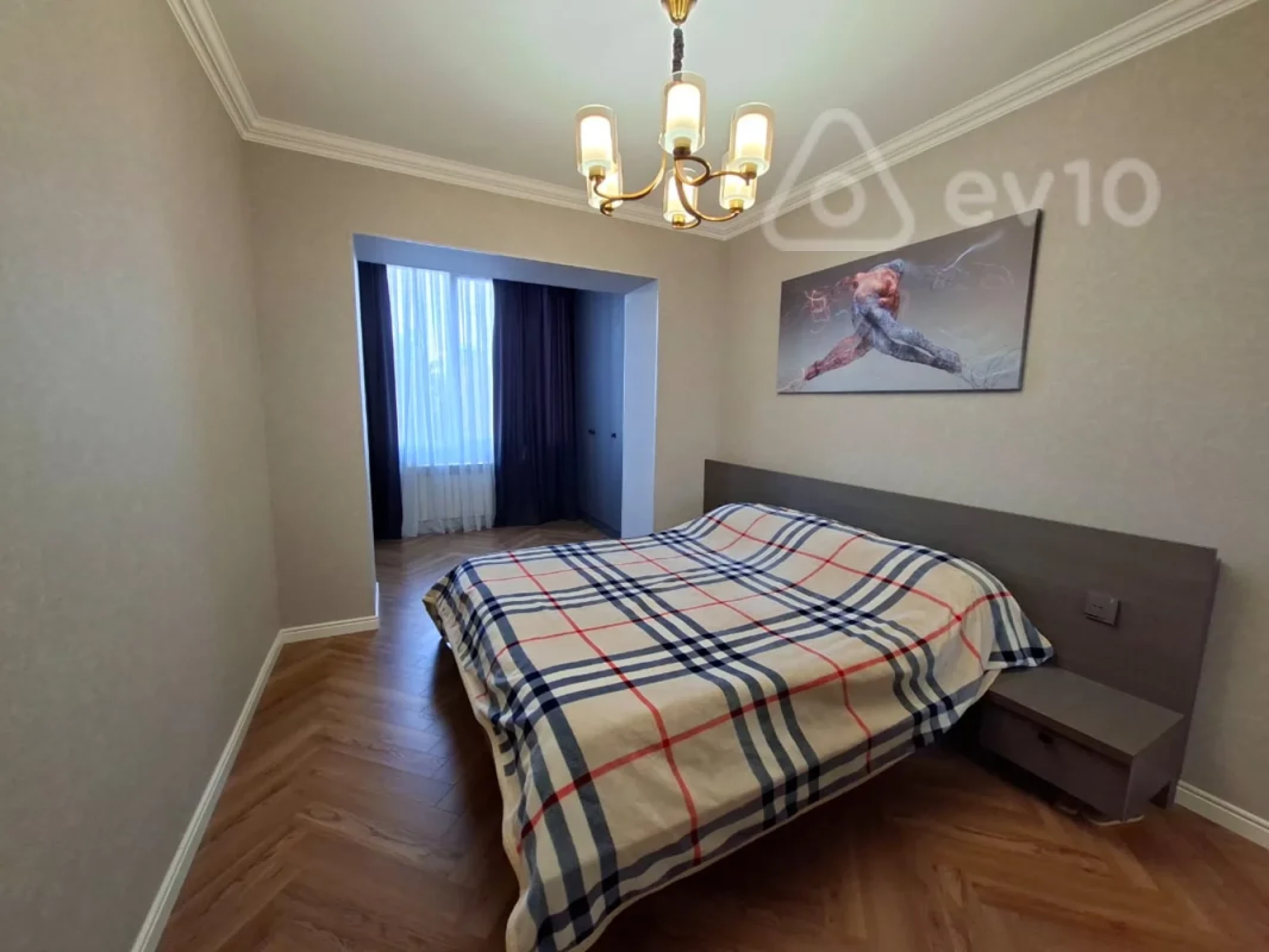 Satılır 3 otaqlı köhnə tikili 75 m²