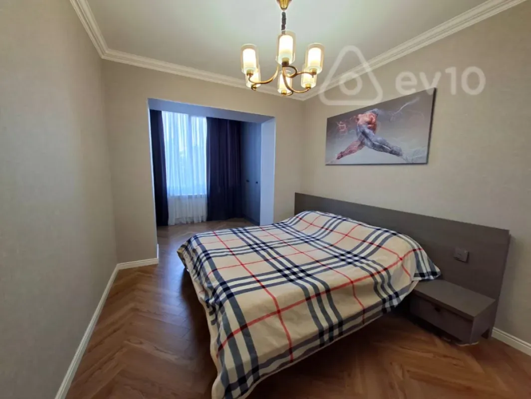 Satılır 3 otaqlı köhnə tikili 75 m²
