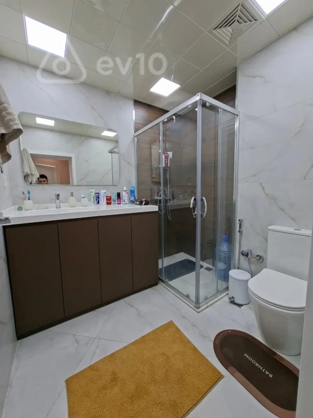 Satılır 3 otaqlı köhnə tikili 75 m²