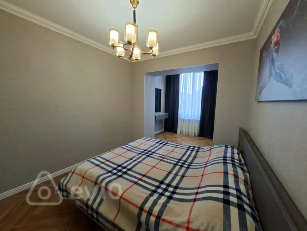Satılır 3 otaqlı köhnə tikili 75 m²