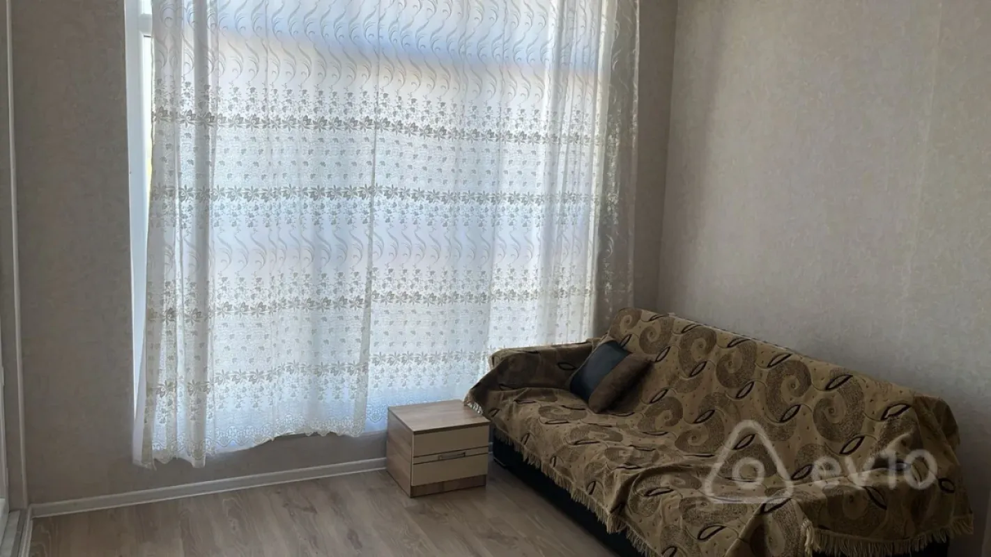 Kirayə verilir 3 otaqlı yeni tikili 80 m²