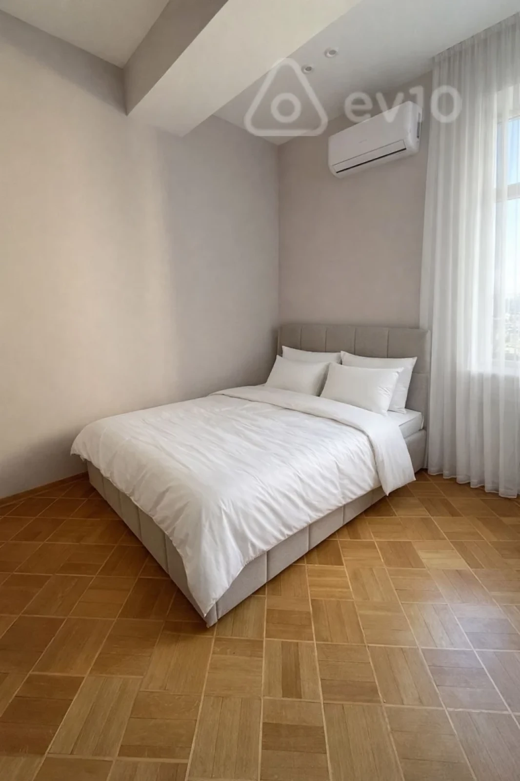 Satılır 4 otaqlı yeni tikili 147 m²