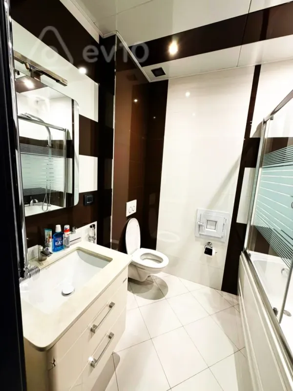 Satılır 4 otaqlı yeni tikili 147 m²