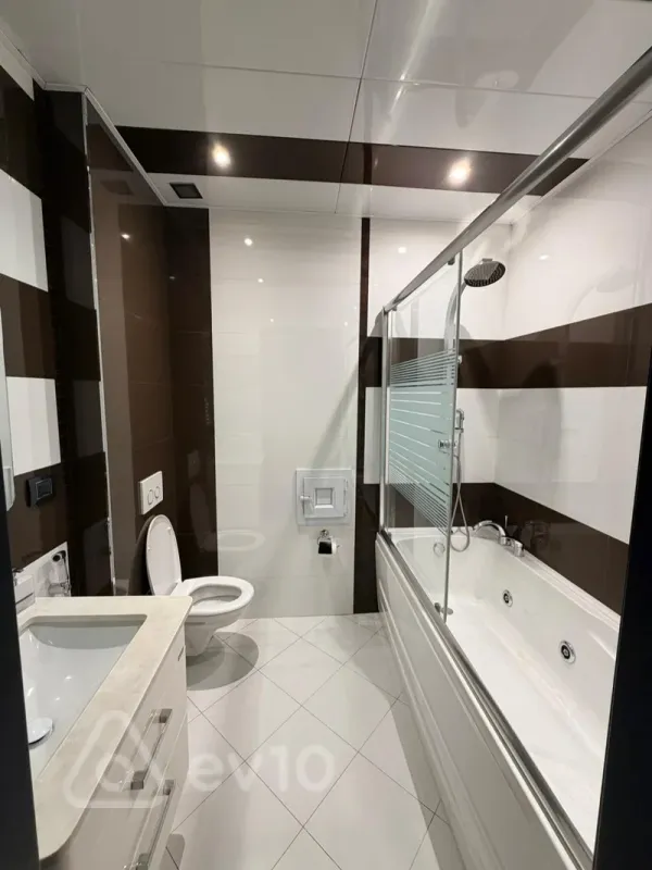 Satılır 4 otaqlı yeni tikili 147 m²