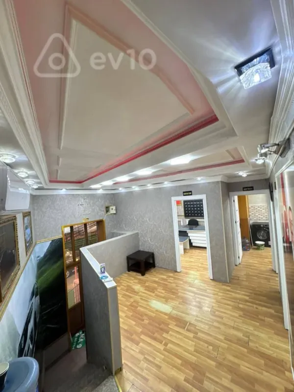 Kirayə verilir 5 otaqlı ofis 80 m²