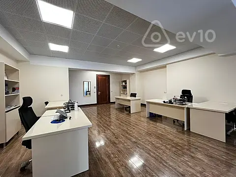 Kirayə verilir 2 otaqlı ofis 73 m² — Bakı, Xətai 2 otaq 73.00 m²
