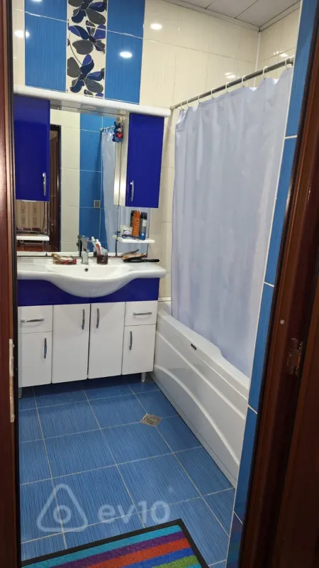 Satılır 2 otaqlı yeni tikili 86 m²