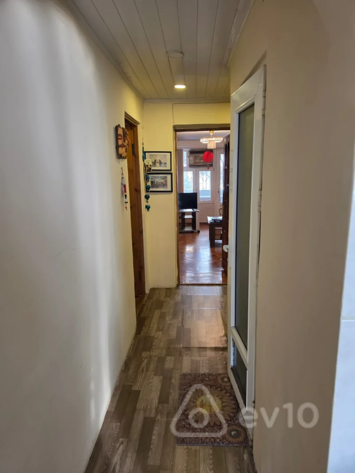 Satılır 3 otaqlı köhnə tikili 60 m²