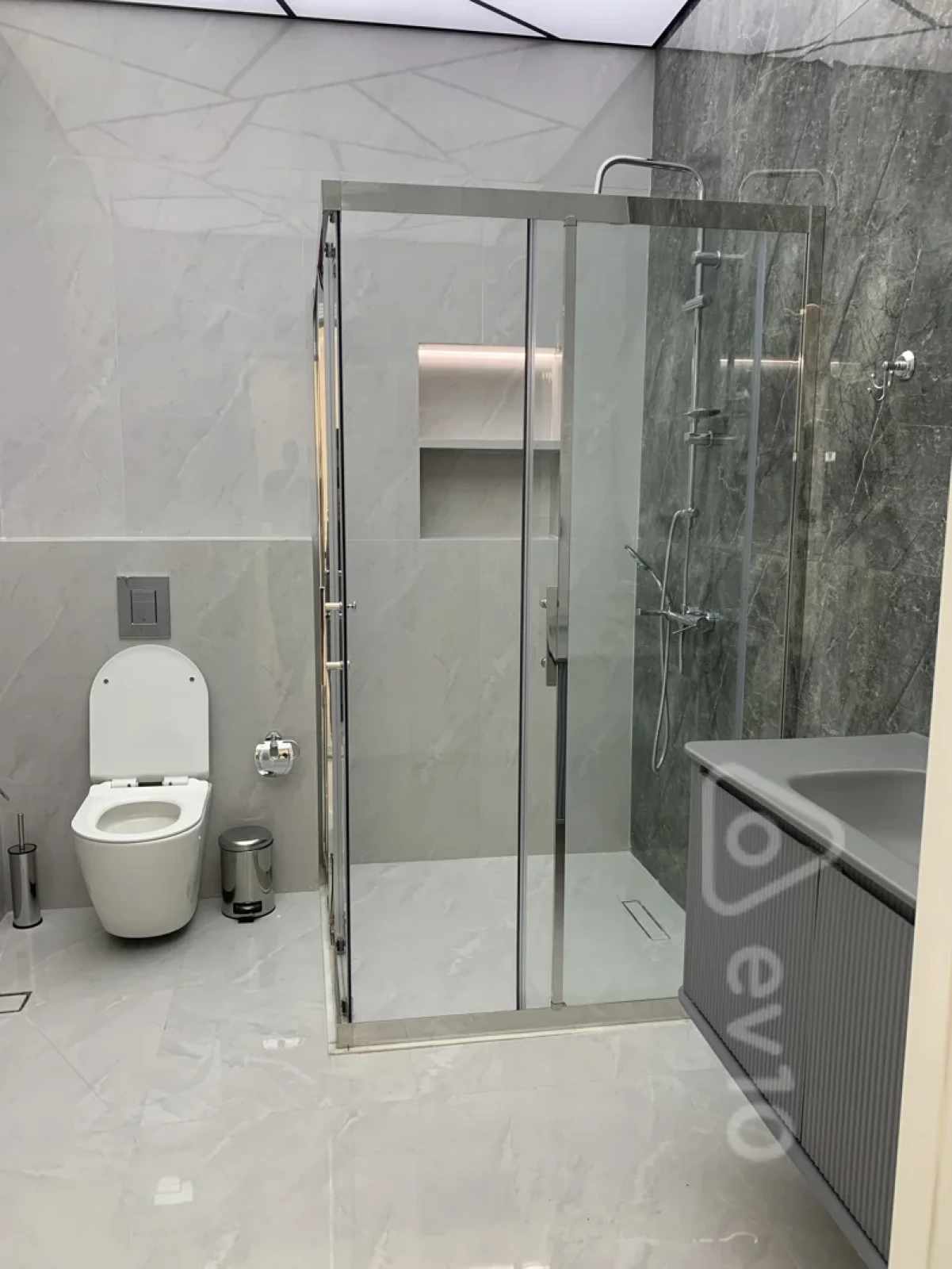 Satılır 7 otaqlı həyət evi 430 m²