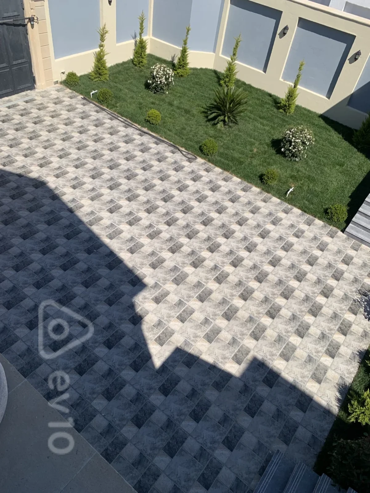 Satılır 7 otaqlı həyət evi 430 m²