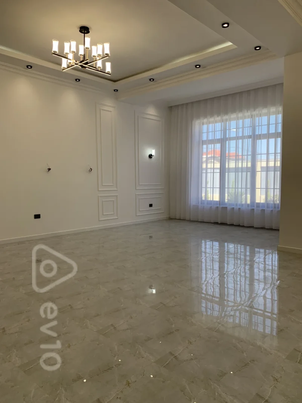 Satılır 7 otaqlı həyət evi 430 m²