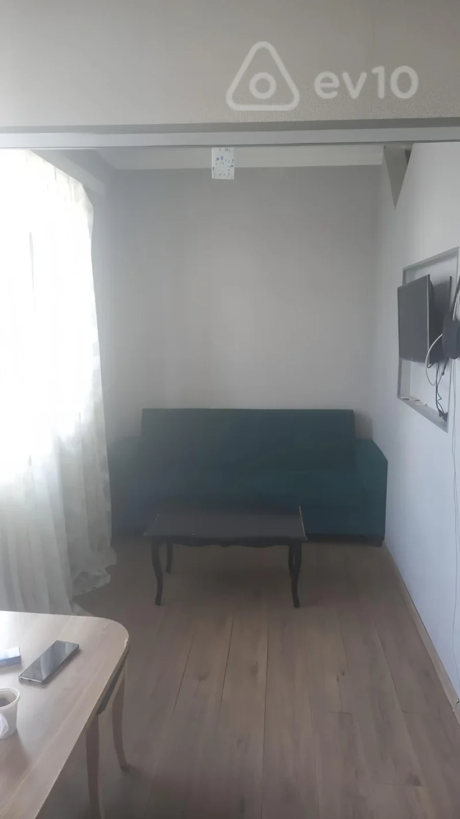 Kirayə verilir 2 otaqlı köhnə tikili 50 m²