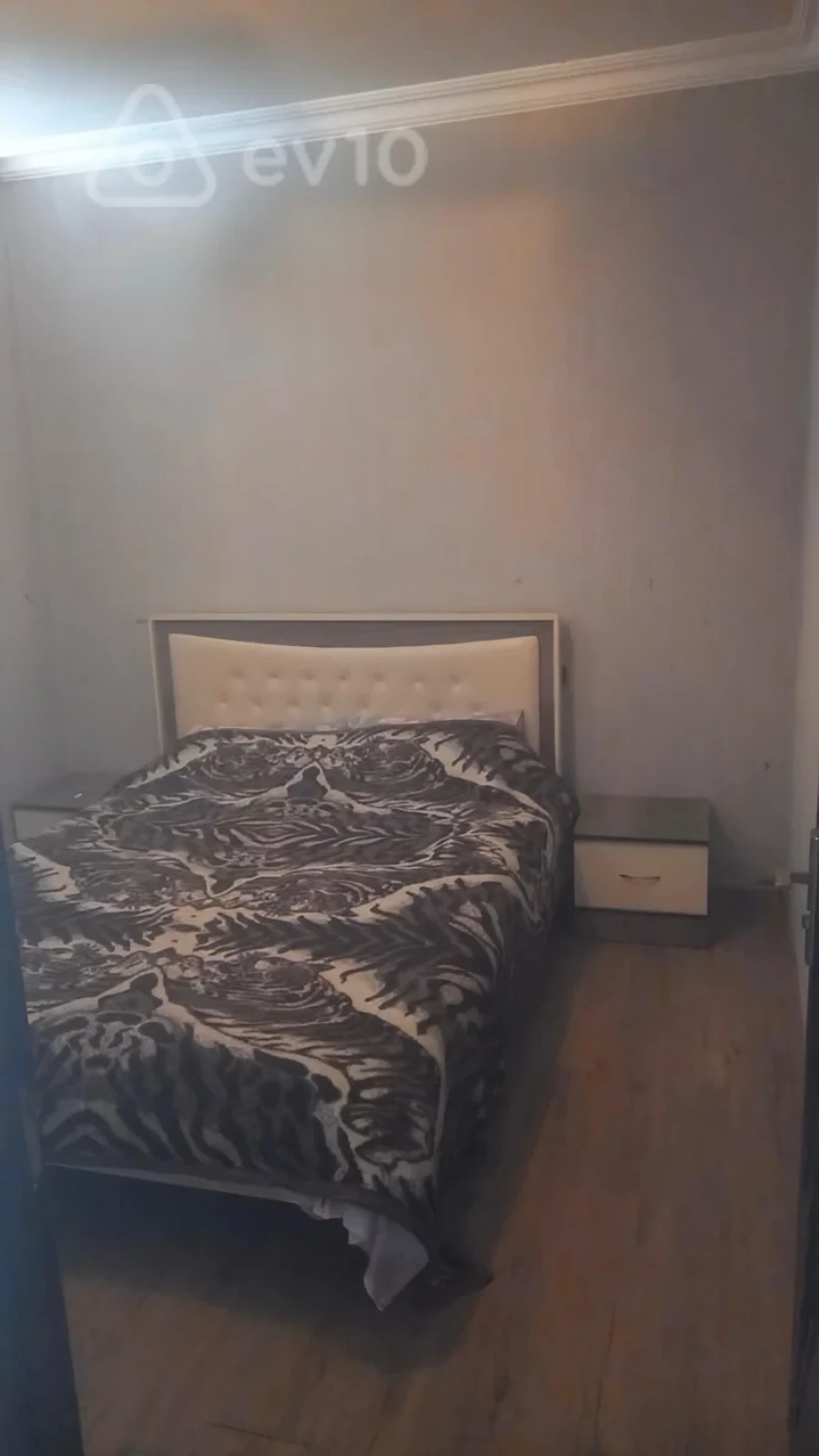 Kirayə verilir 2 otaqlı köhnə tikili 50 m²