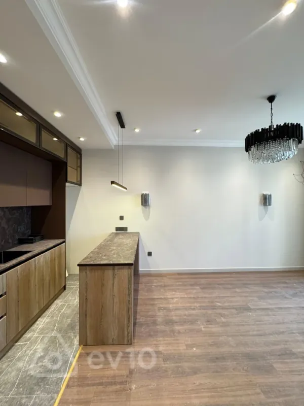 Satılır 2 otaqlı yeni tikili 62 m²