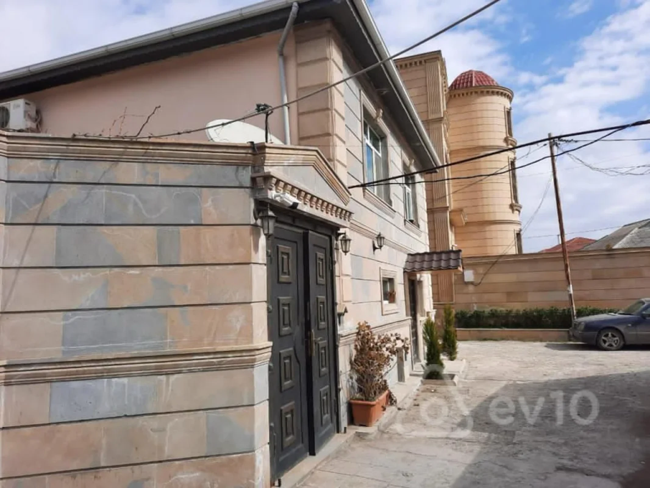 Kirayə verilir 4 otaqlı həyət evi 130 m²