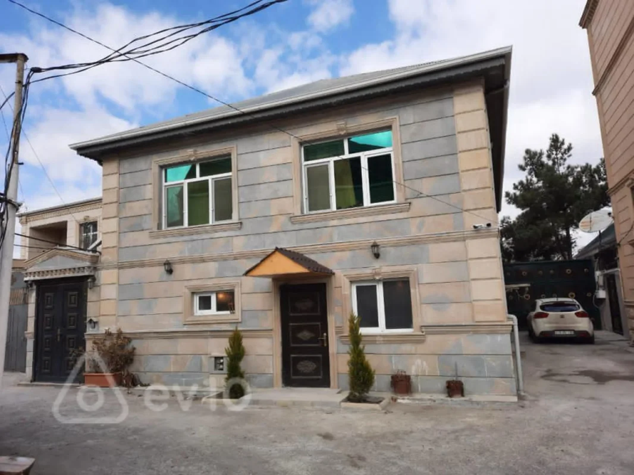 Kirayə verilir 4 otaqlı həyət evi 130 m²
