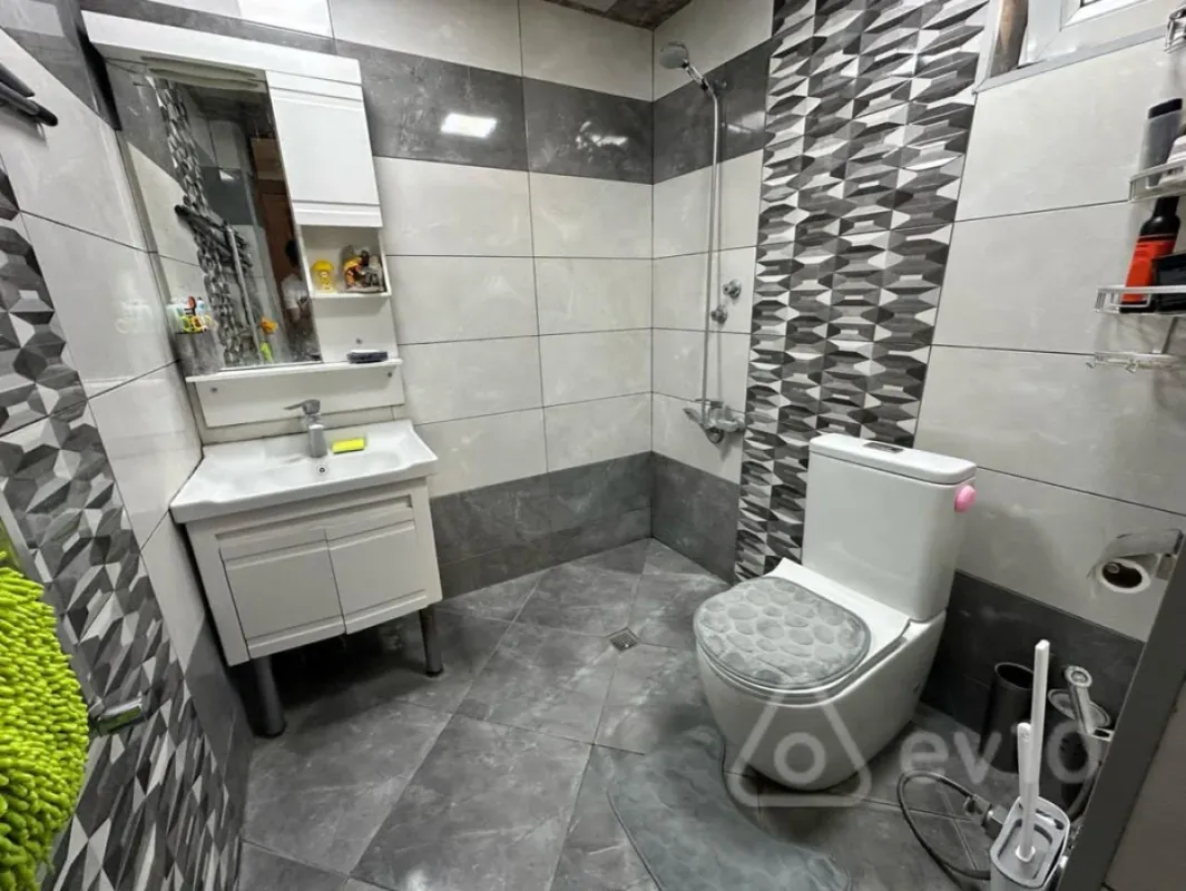 Kirayə verilir 4 otaqlı həyət evi 130 m²