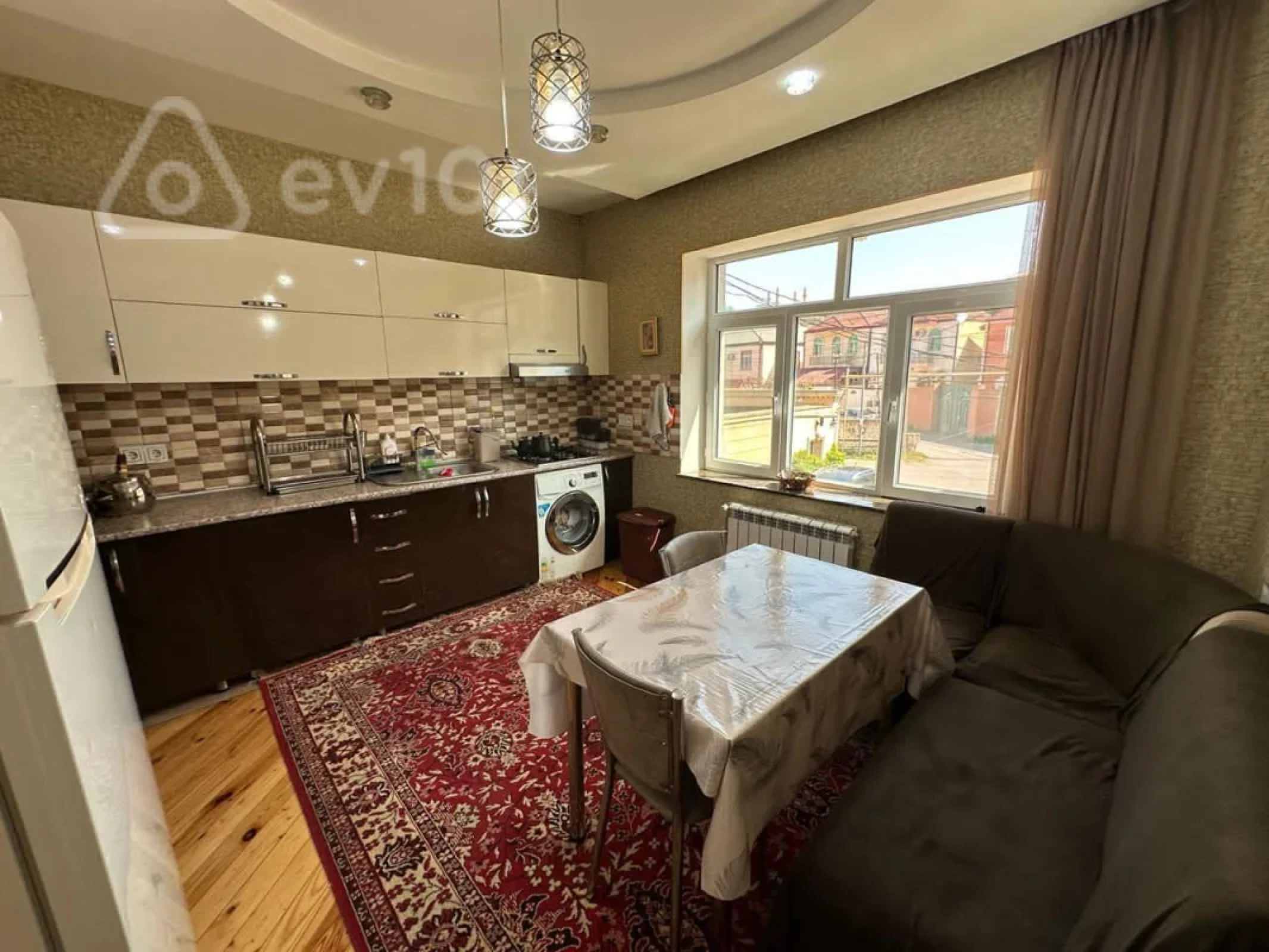 Kirayə verilir 4 otaqlı həyət evi 130 m²