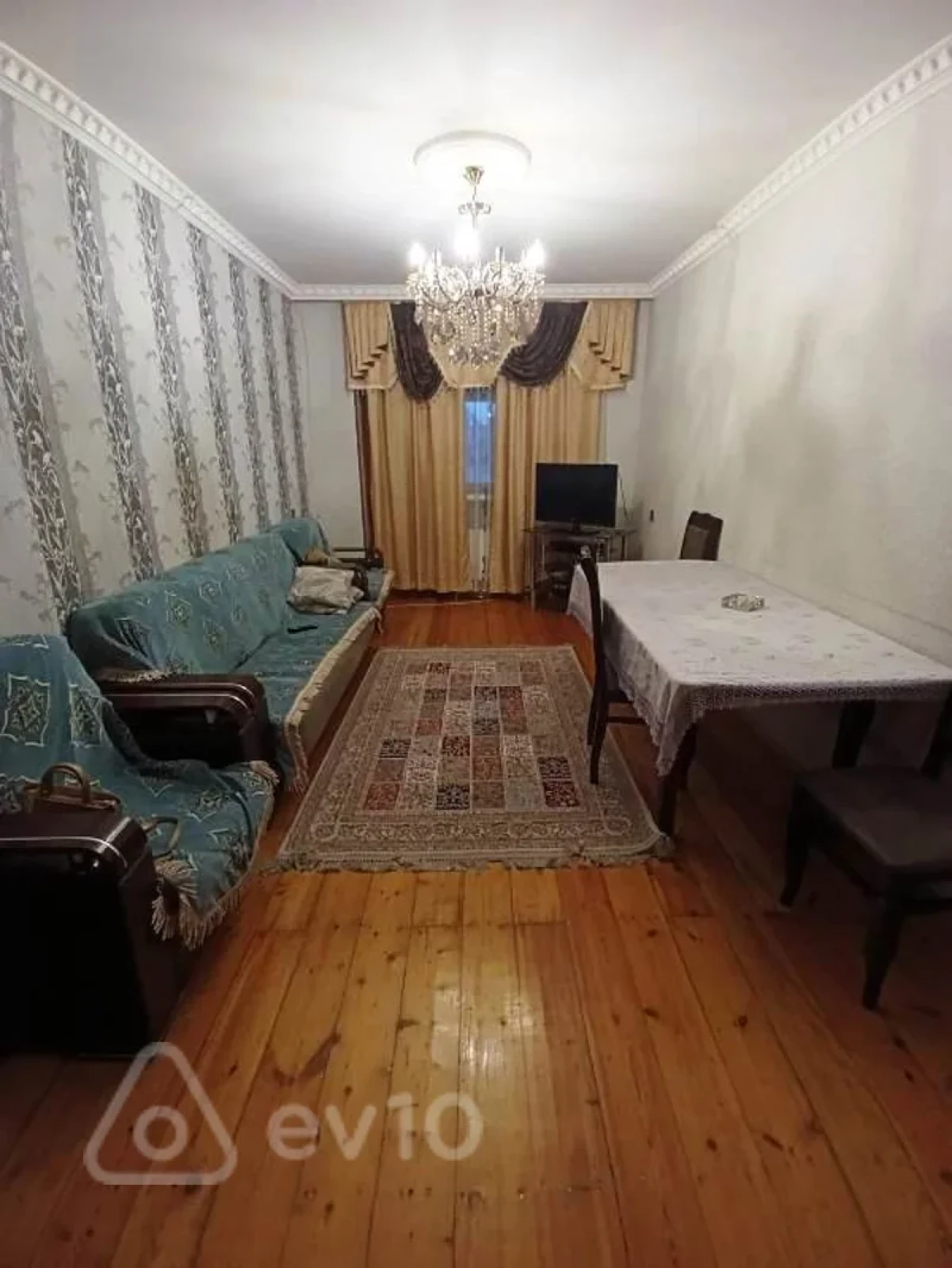 Satılır 3 otaqlı köhnə tikili 80 m²