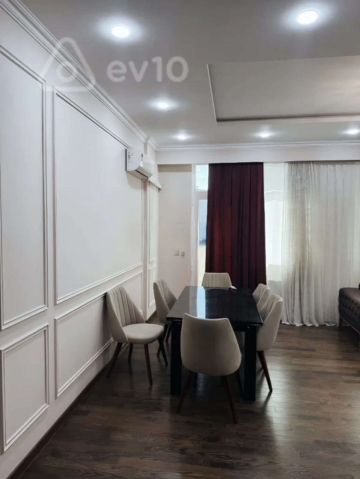 Satılır 3 otaqlı yeni tikili 120 m²