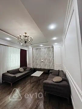Satılır 3 otaqlı yeni tikili 120 m²