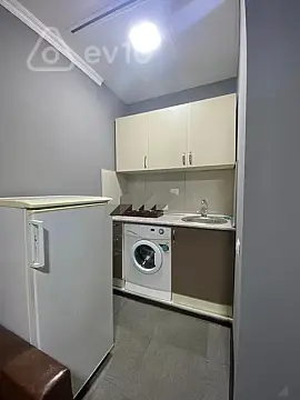 Kirayə verilir 2 otaqlı köhnə tikili 40 m²
