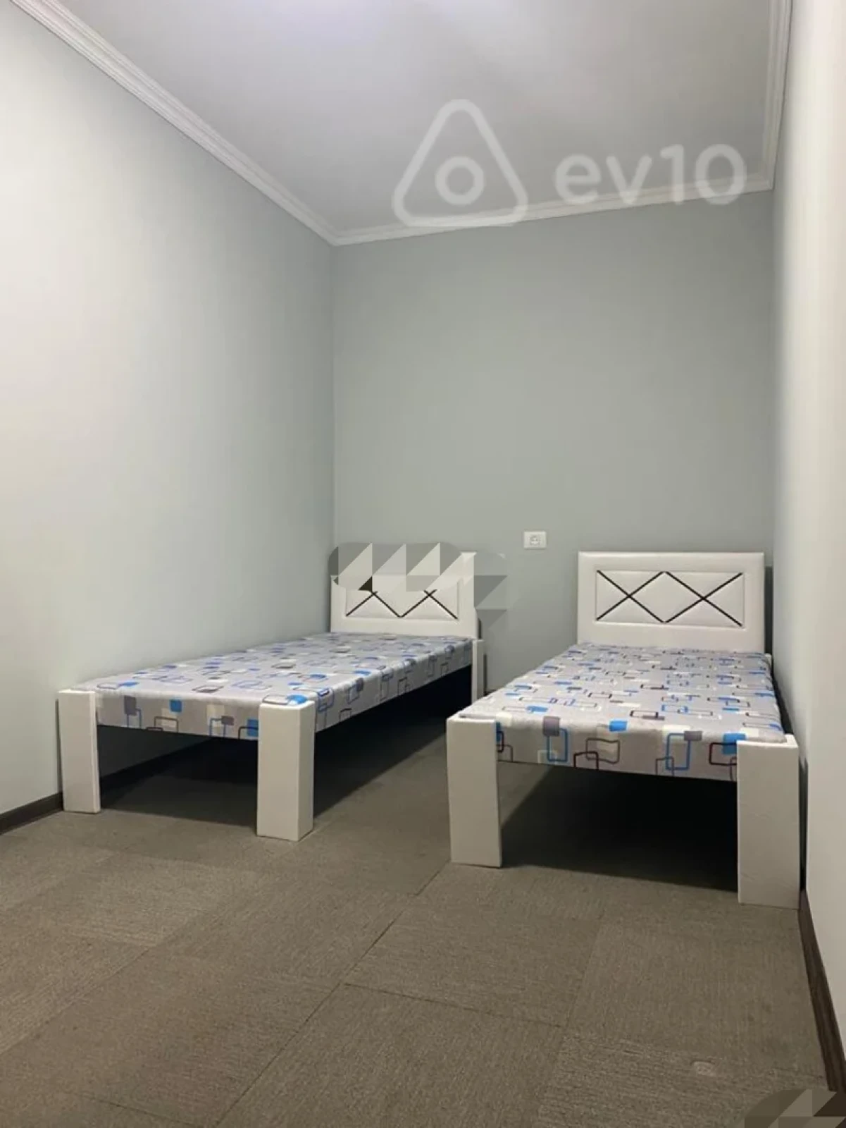 Kirayə verilir 2 otaqlı köhnə tikili 40 m²