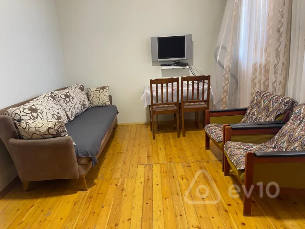 Kirayə verilir 3 otaqlı həyət evi 100 m²