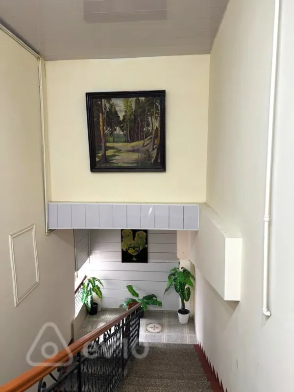 Kirayə verilir 3 otaqlı köhnə tikili 120 m²